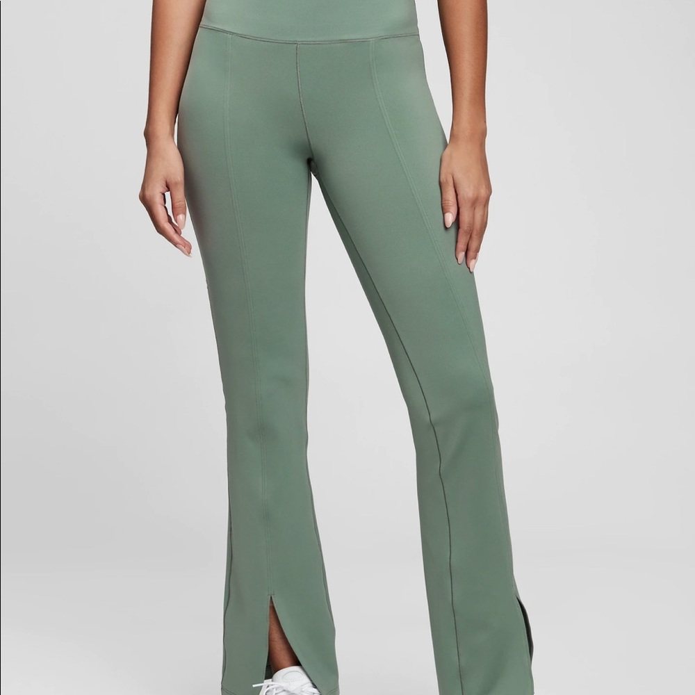 Sage/Mint Gap Fitness/Lounge pant